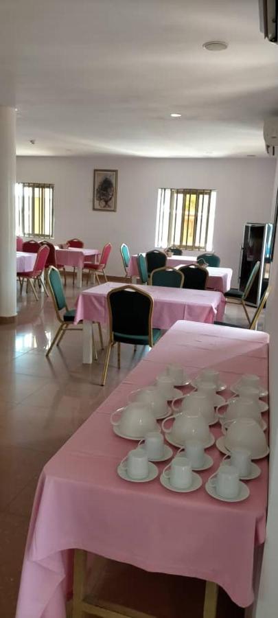 Hotel Marbella Lomé Exterior foto